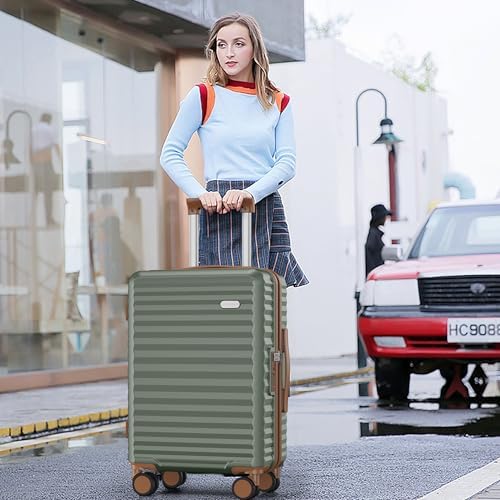 Green Hardside Luggage Trio